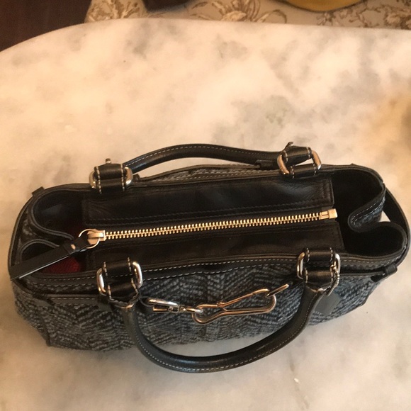 Coach Pocket Book - Picture 4 of 8